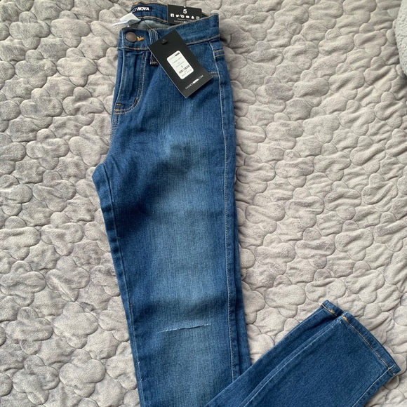 SOLD ON DEPOP - Picture 4 of 7